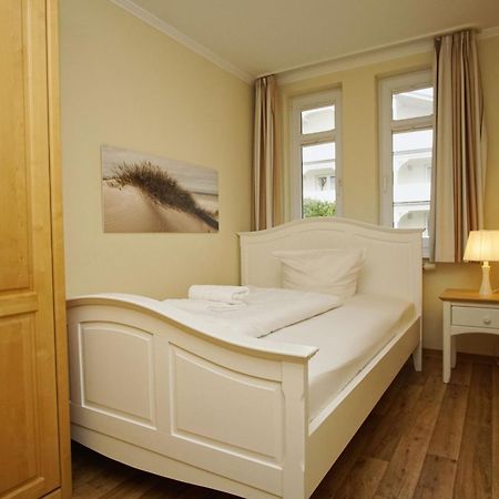 Mit Meerblick Und Balkon, Gratis Nutzung Vom Ahoi Erlebnisbad Und Sauna In Sellin - Meeresblick Fewo 38 Goehren  Extérieur photo