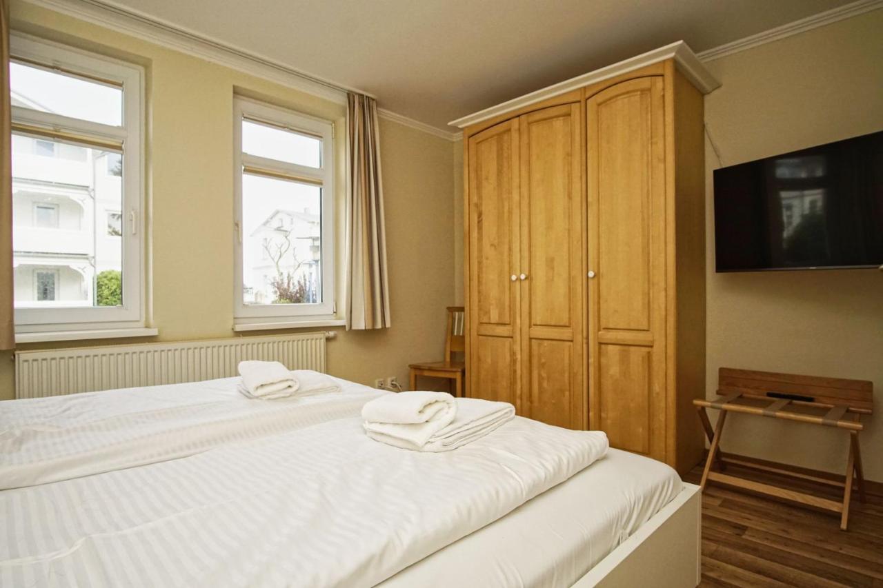 Mit Meerblick Und Balkon, Gratis Nutzung Vom Ahoi Erlebnisbad Und Sauna In Sellin - Meeresblick Fewo 38 Goehren  Extérieur photo