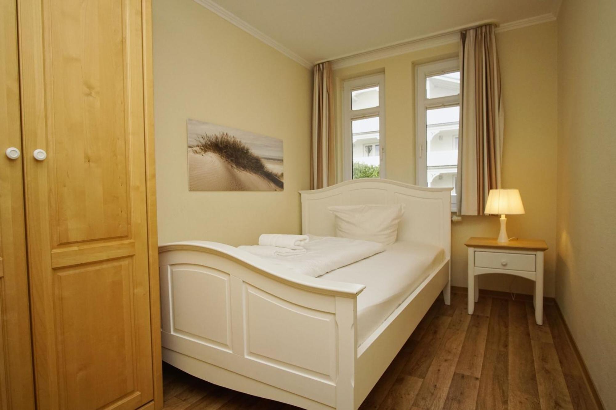 Mit Meerblick Und Balkon, Gratis Nutzung Vom Ahoi Erlebnisbad Und Sauna In Sellin - Meeresblick Fewo 38 Goehren  Extérieur photo